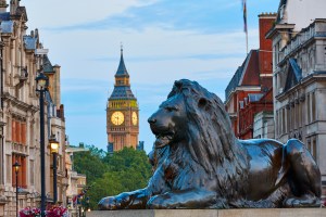 london-trafalgar-square-lion-big-ben